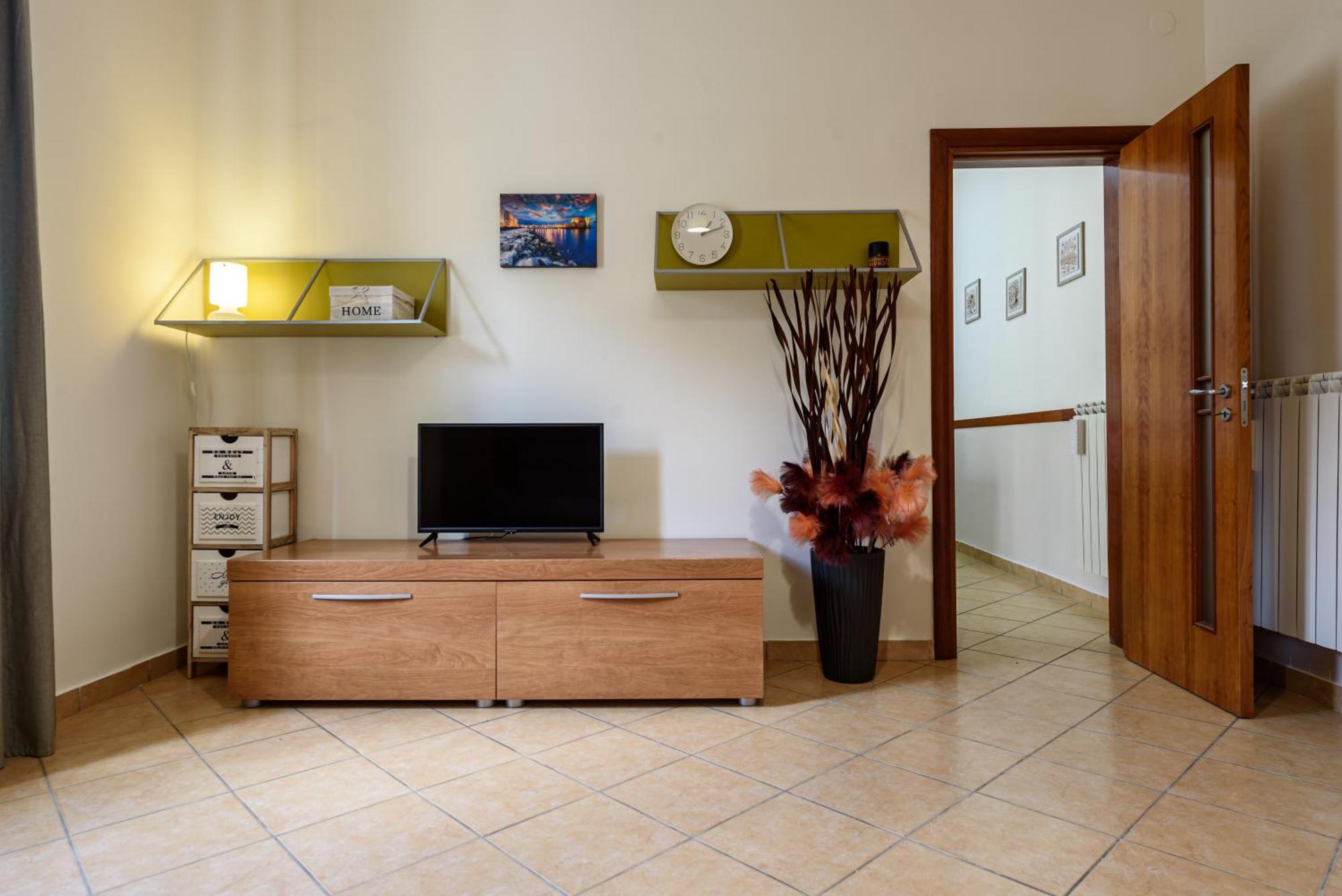 House Trinita 21